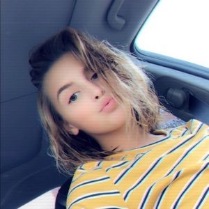 Meet your Posher, Vicky